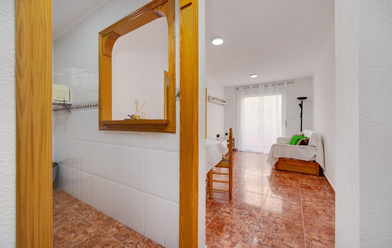 Venta - Apartamento - Torrevieja - Playa del cura