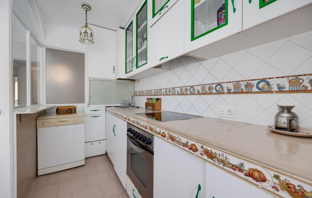 Sale - Bungalow Planta Baja - Torrevieja - Playa de los Naufragos