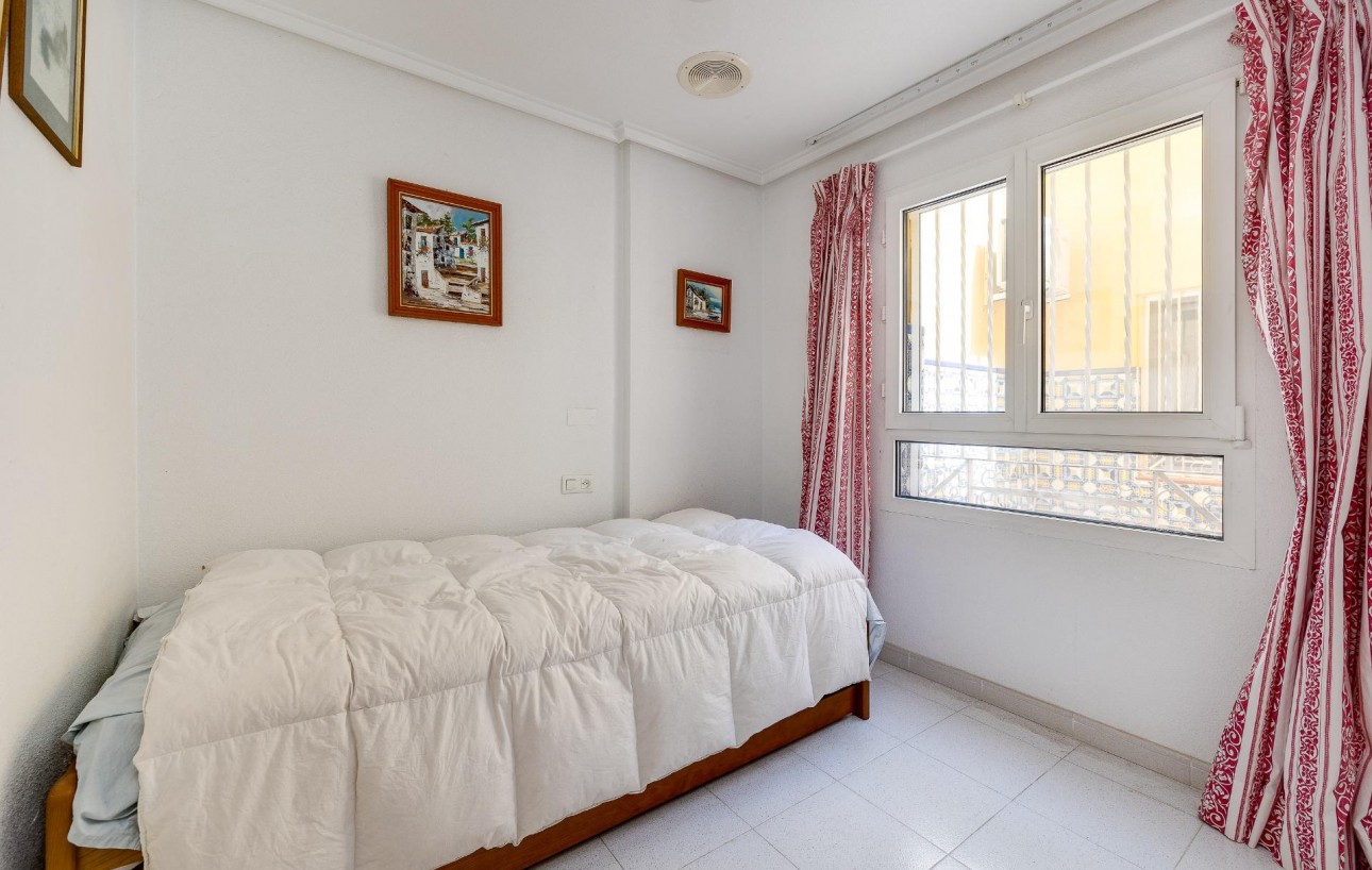 Sale - Bungalow - Torrevieja - Mar azul