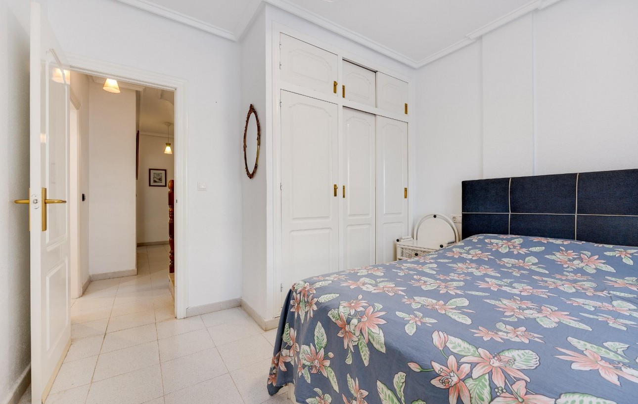 Sale - Bungalow - Torrevieja - Mar azul