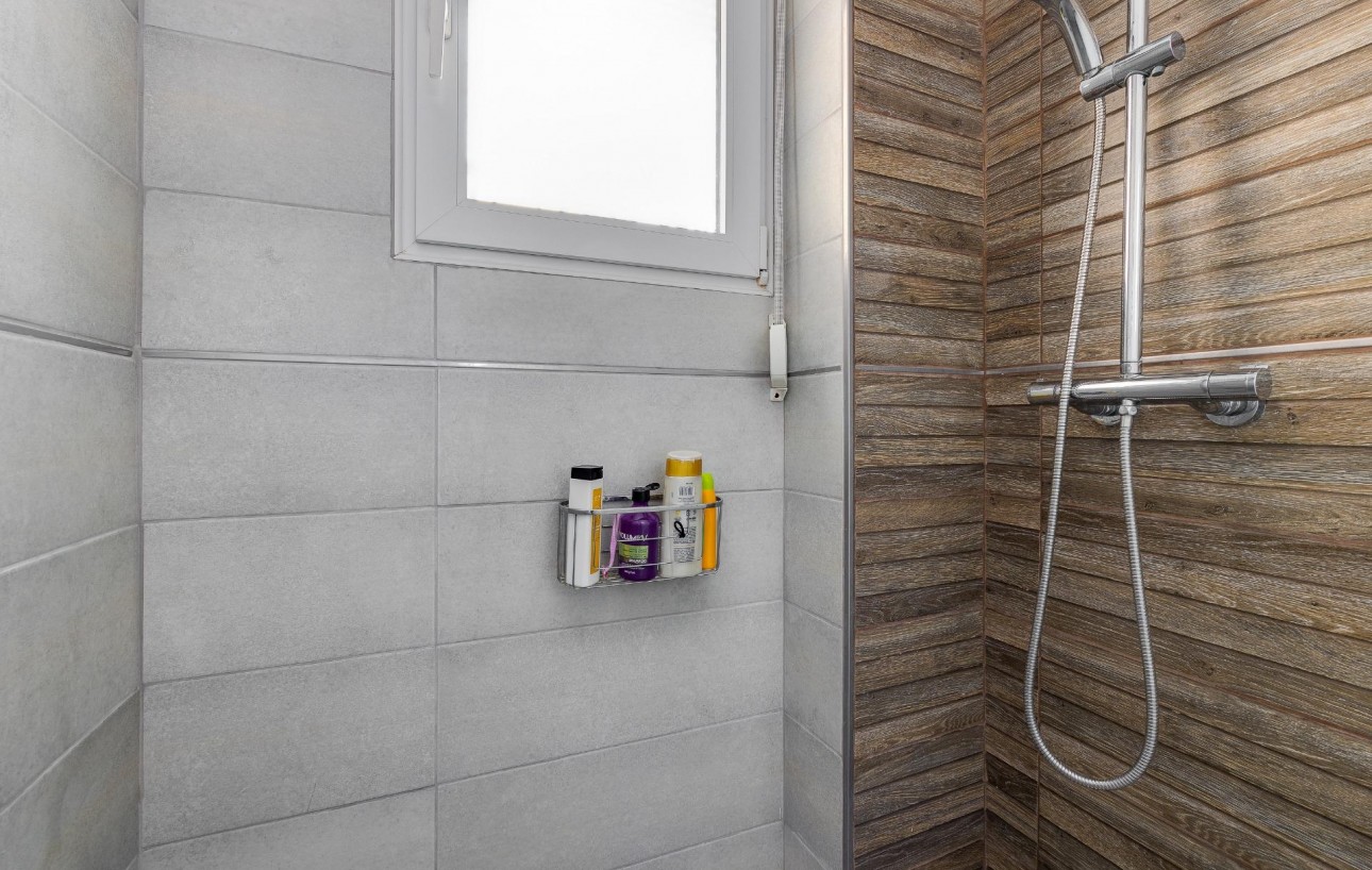 Sale - Bungalow - Torrevieja - Mar azul