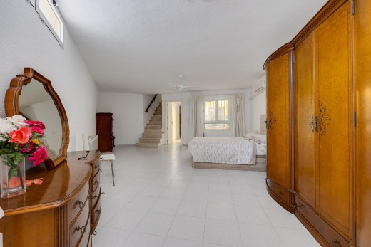 Sale - Bungalow - Torrevieja - Mar azul