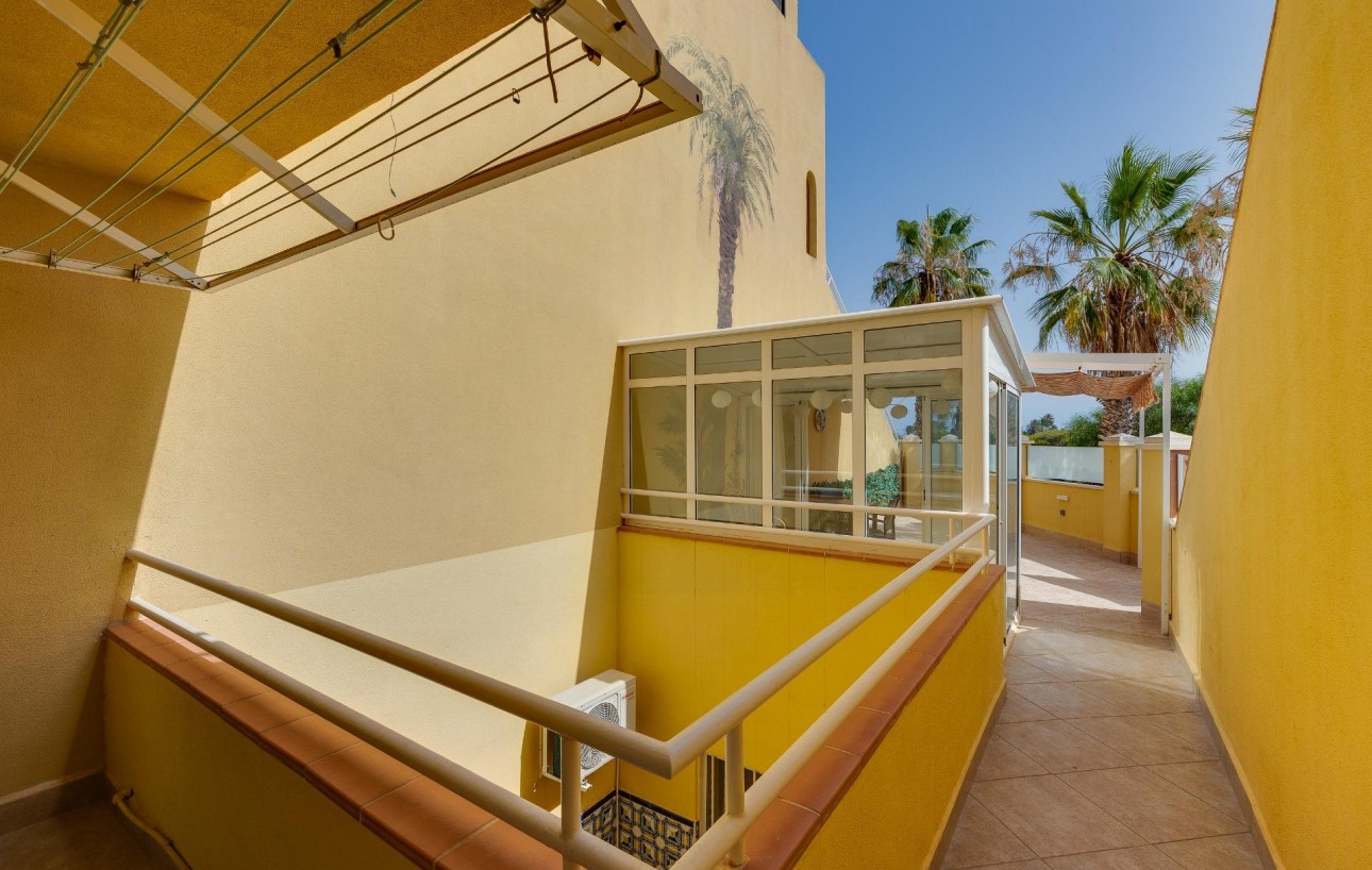 Sale - Bungalow - Torrevieja - Mar azul