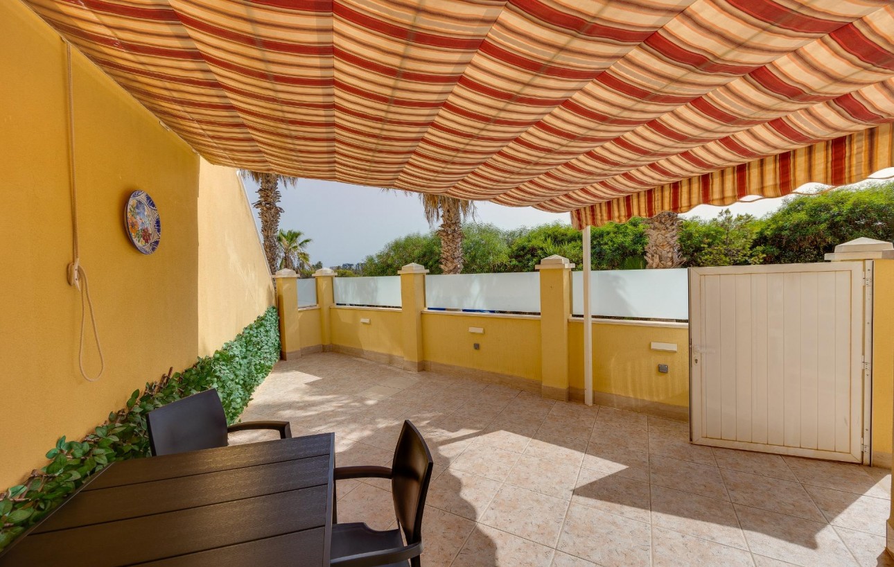 Sale - Bungalow - Torrevieja - Mar azul