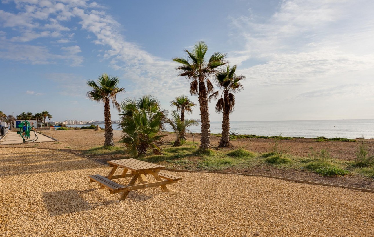 Sale - Bungalow - Torrevieja - Mar azul