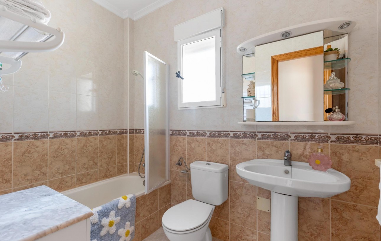 Resale - Radhus - Torrevieja - Aguas Nuevas