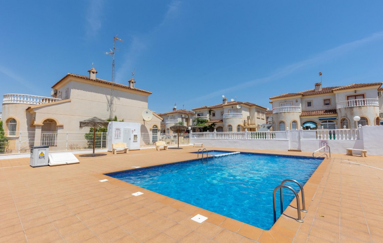 Resale - Radhus - Torrevieja - Aguas Nuevas