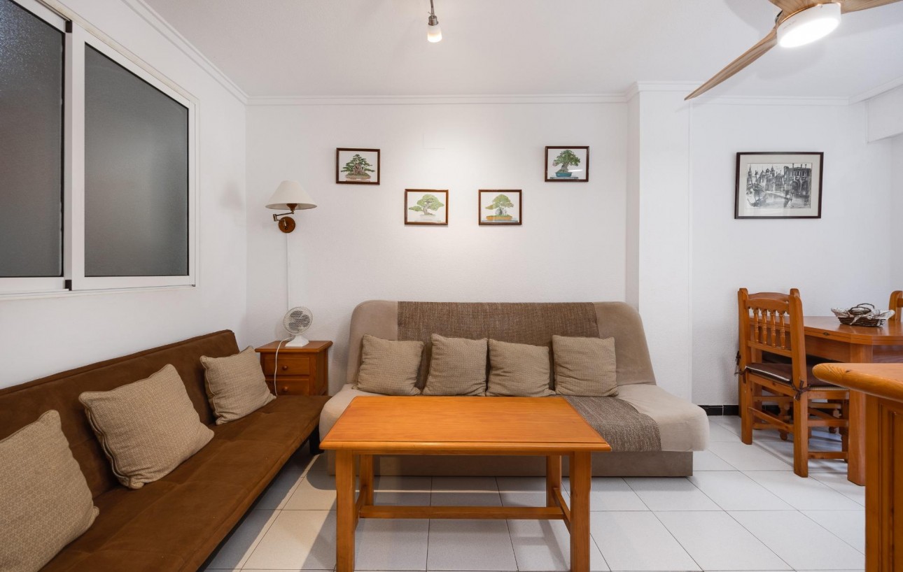 Venta - Apartamento - Torrevieja - Playa de los locos