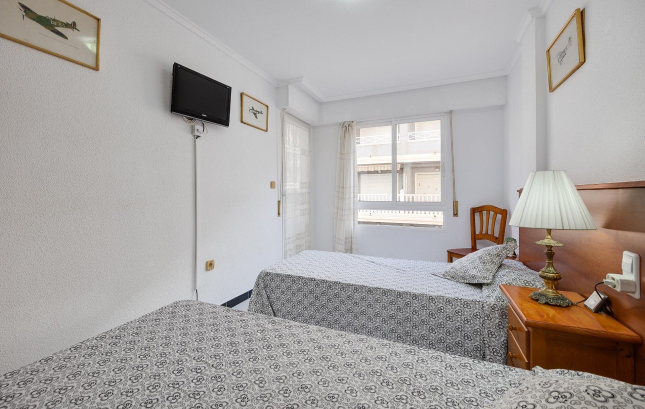 Venta - Apartamento - Torrevieja - Playa de los locos