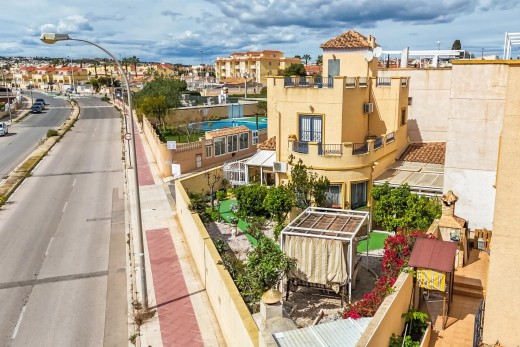 Venta - Chalet - Torrevieja - Los balcones