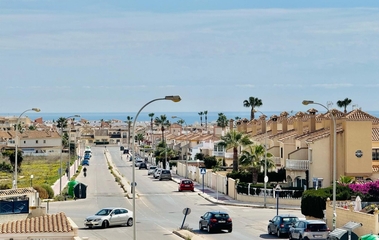 Venta - Chalet - Torrevieja - Los balcones