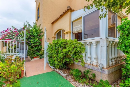 Venta - Chalet - Torrevieja - Los balcones