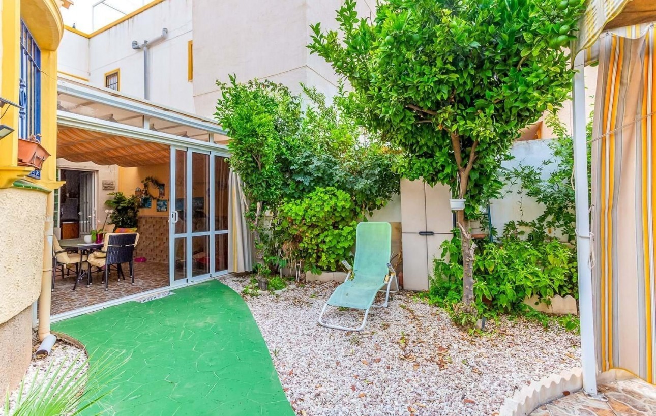 Venta - Chalet - Torrevieja - Los balcones