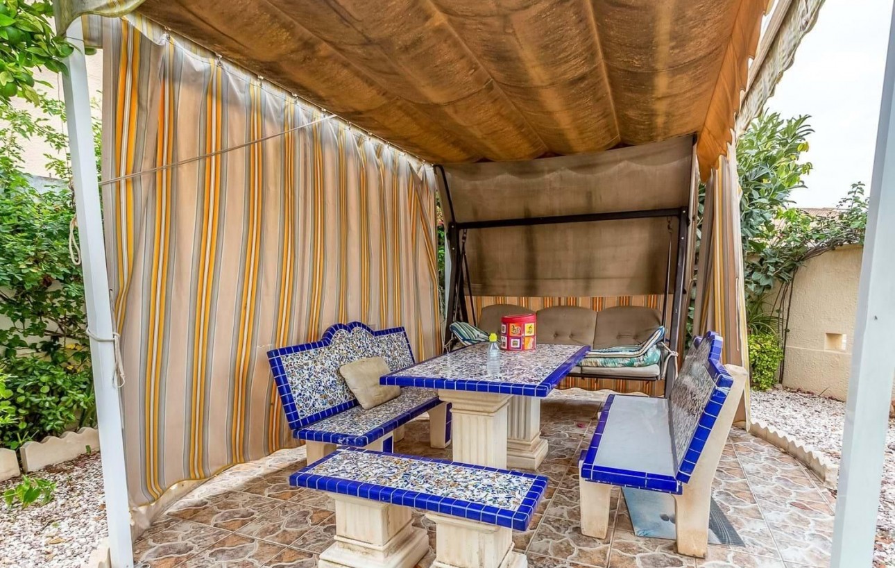 Venta - Chalet - Torrevieja - Los balcones