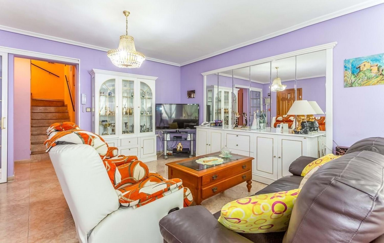 Venta - Chalet - Torrevieja - Los balcones