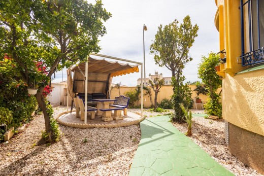 Venta - Chalet - Torrevieja - Los balcones