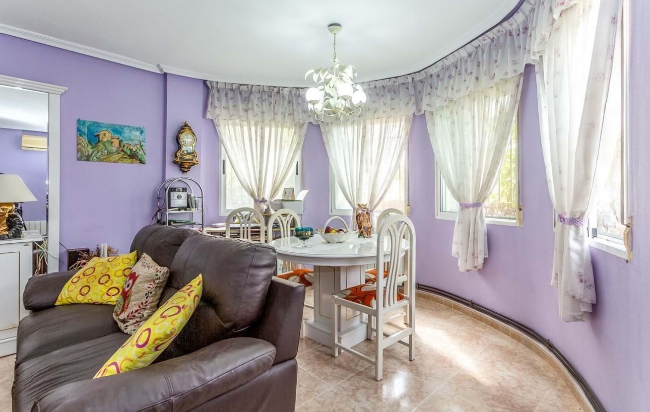 Venta - Chalet - Torrevieja - Los balcones