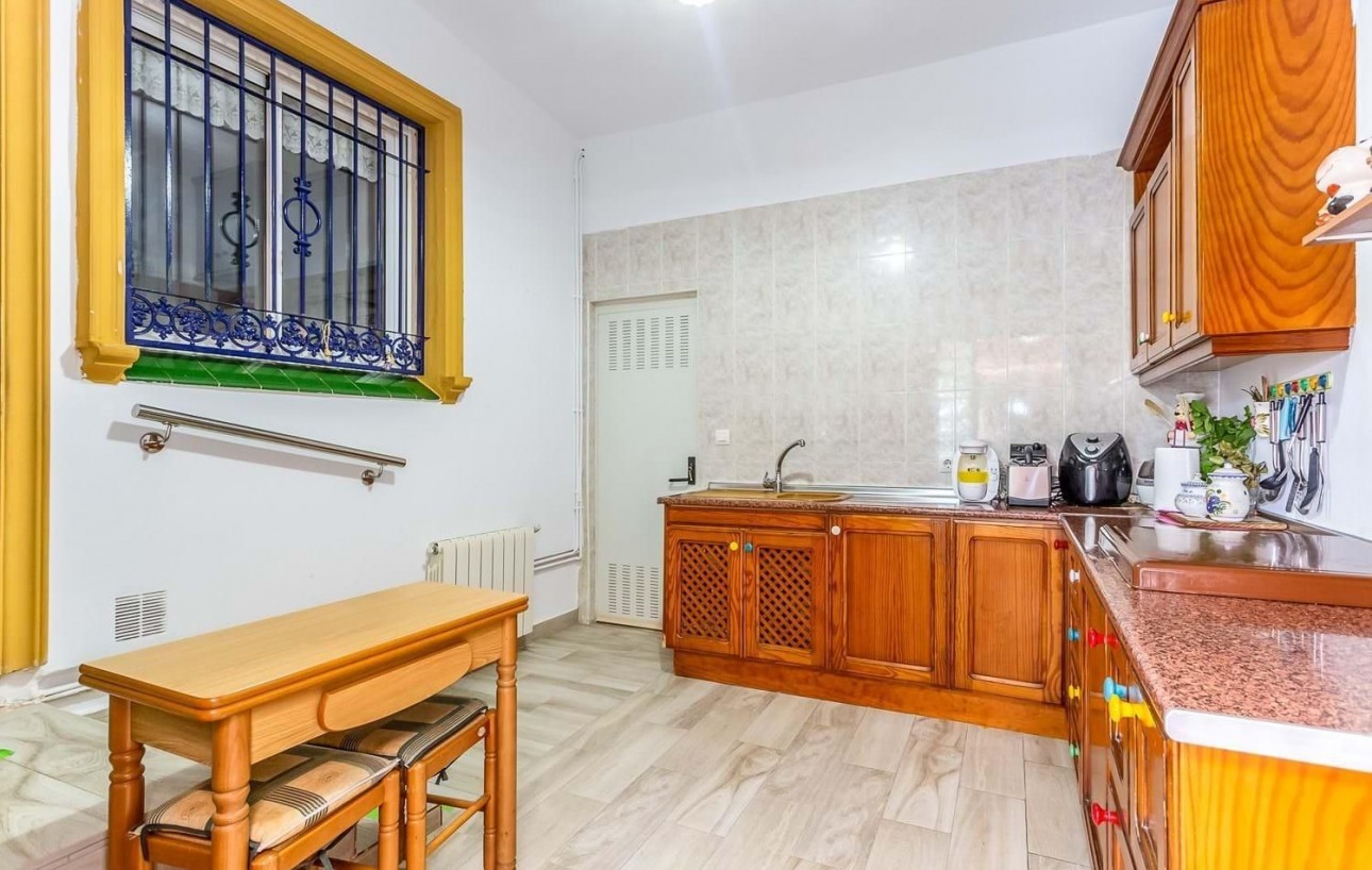 Venta - Chalet - Torrevieja - Los balcones