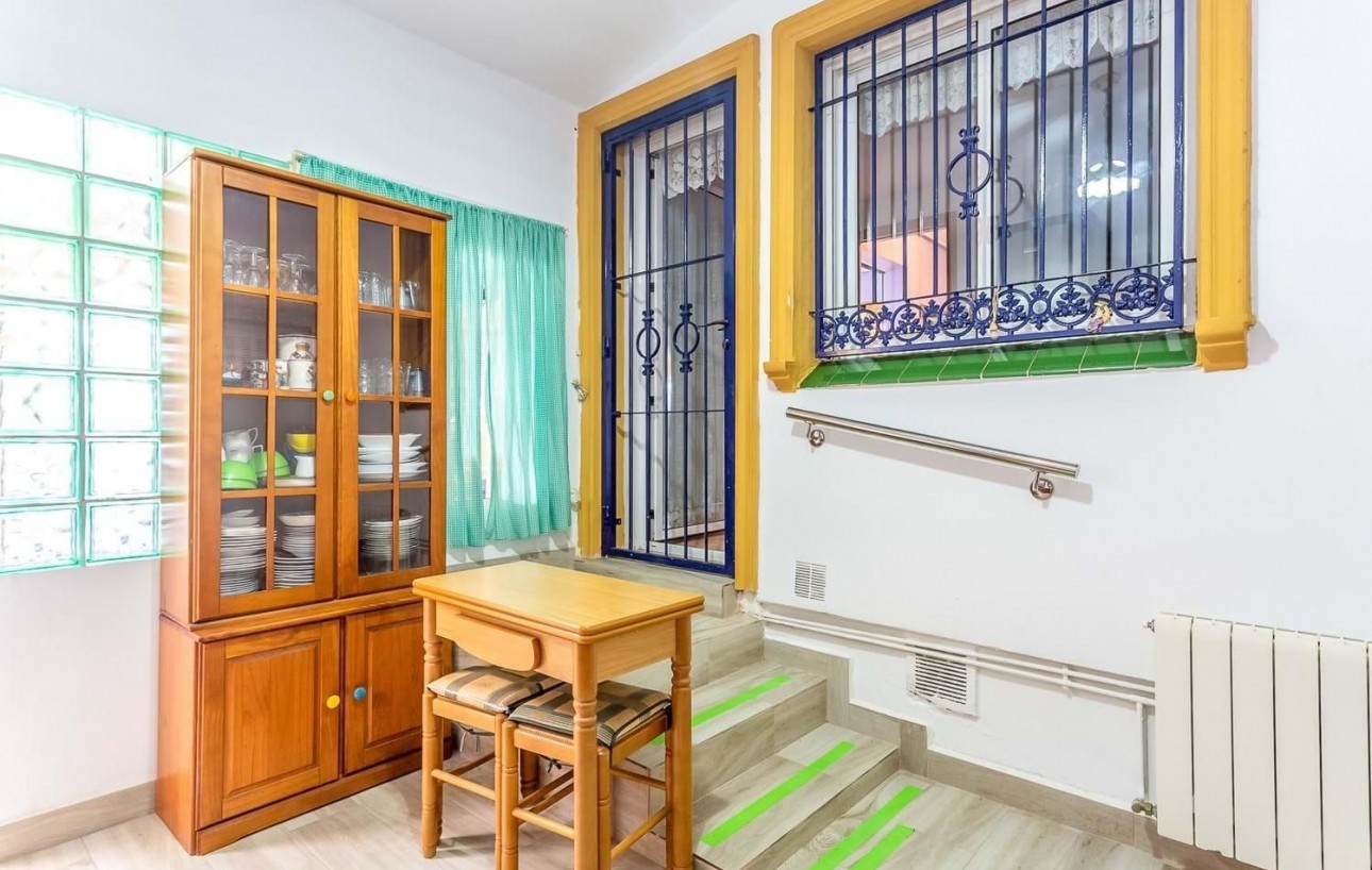 Venta - Chalet - Torrevieja - Los balcones