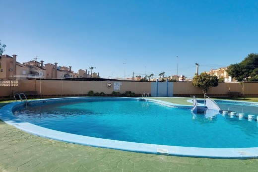 Venta - Chalet - Torrevieja - Los balcones