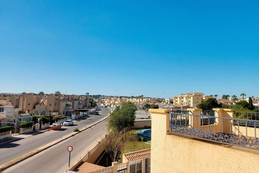 Venta - Chalet - Torrevieja - Los balcones