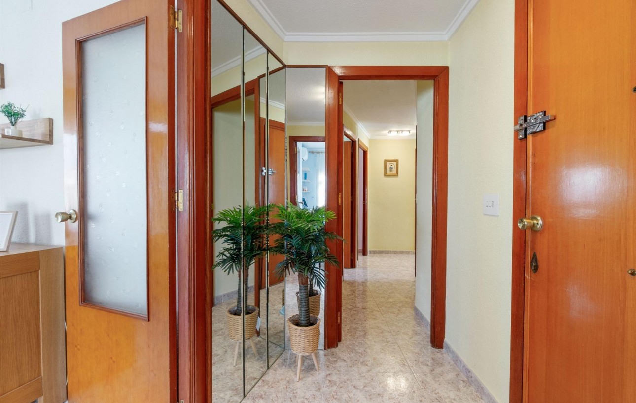 Venta - Apartamento - Torrevieja - torrevieja