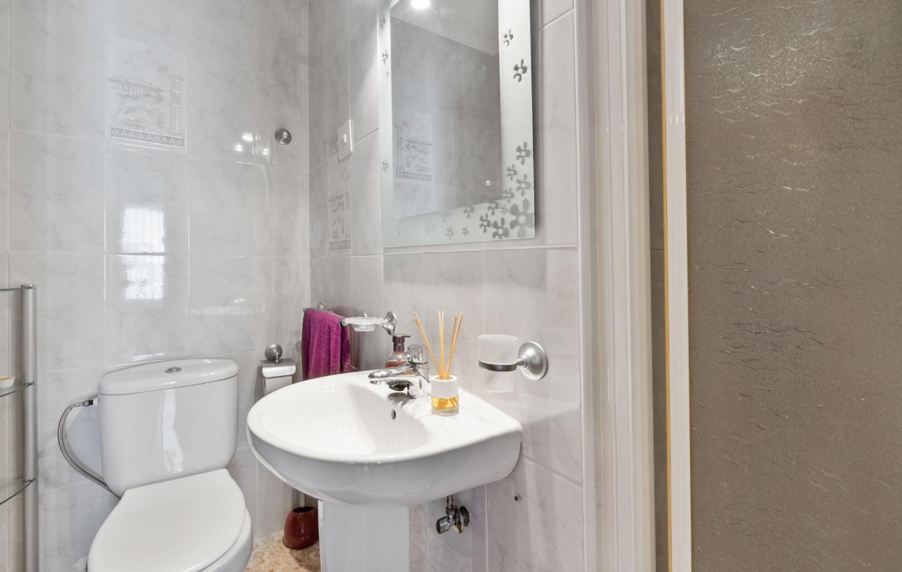 Venta - Apartamento - Torrevieja - torrevieja