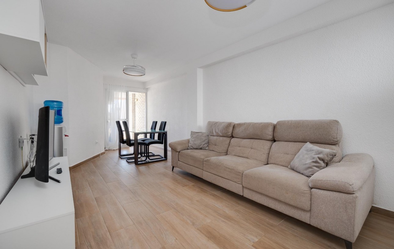 Resale - Lägenhet - Torrevieja - Centro