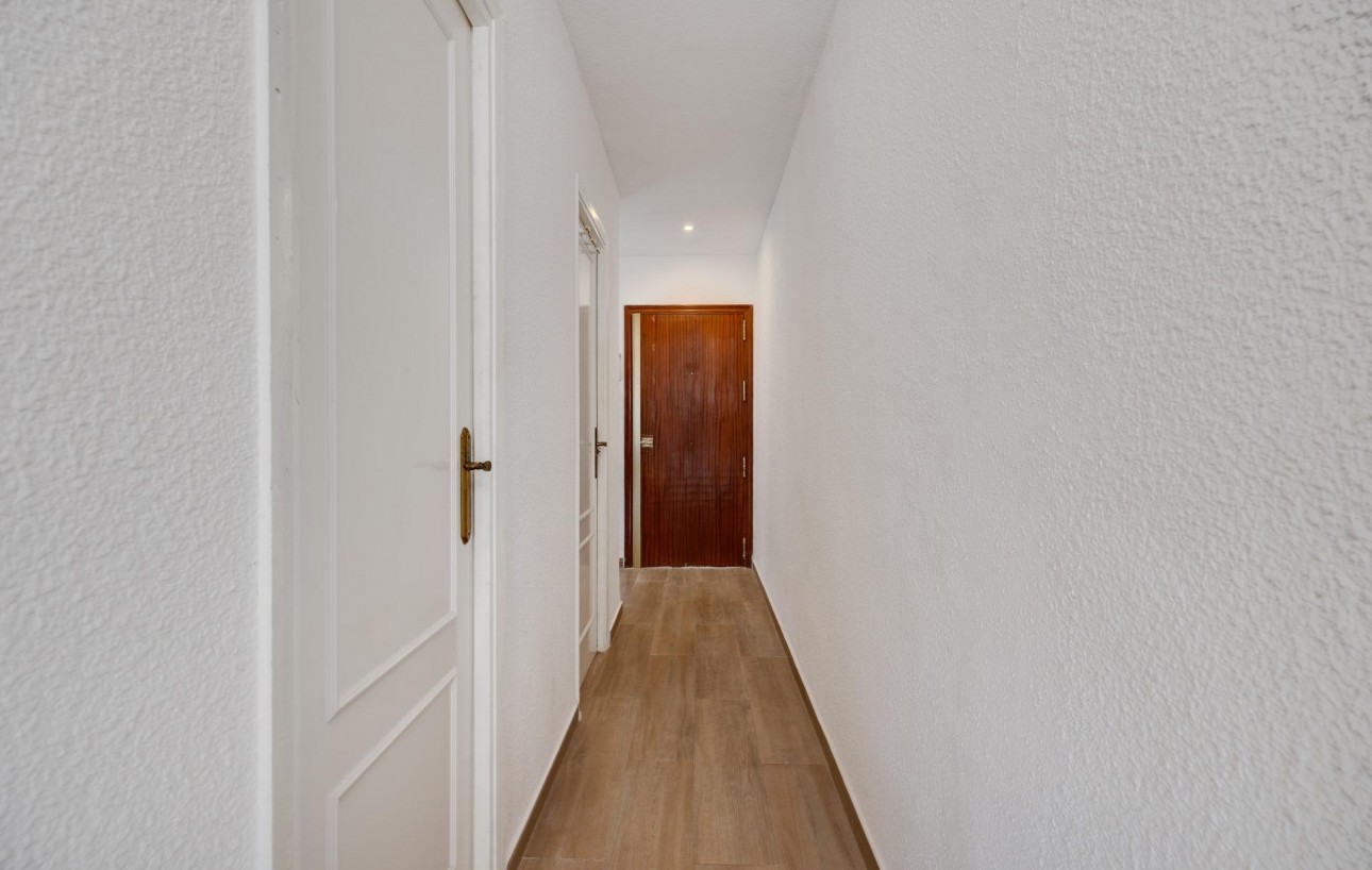 Resale - Lägenhet - Torrevieja - Centro