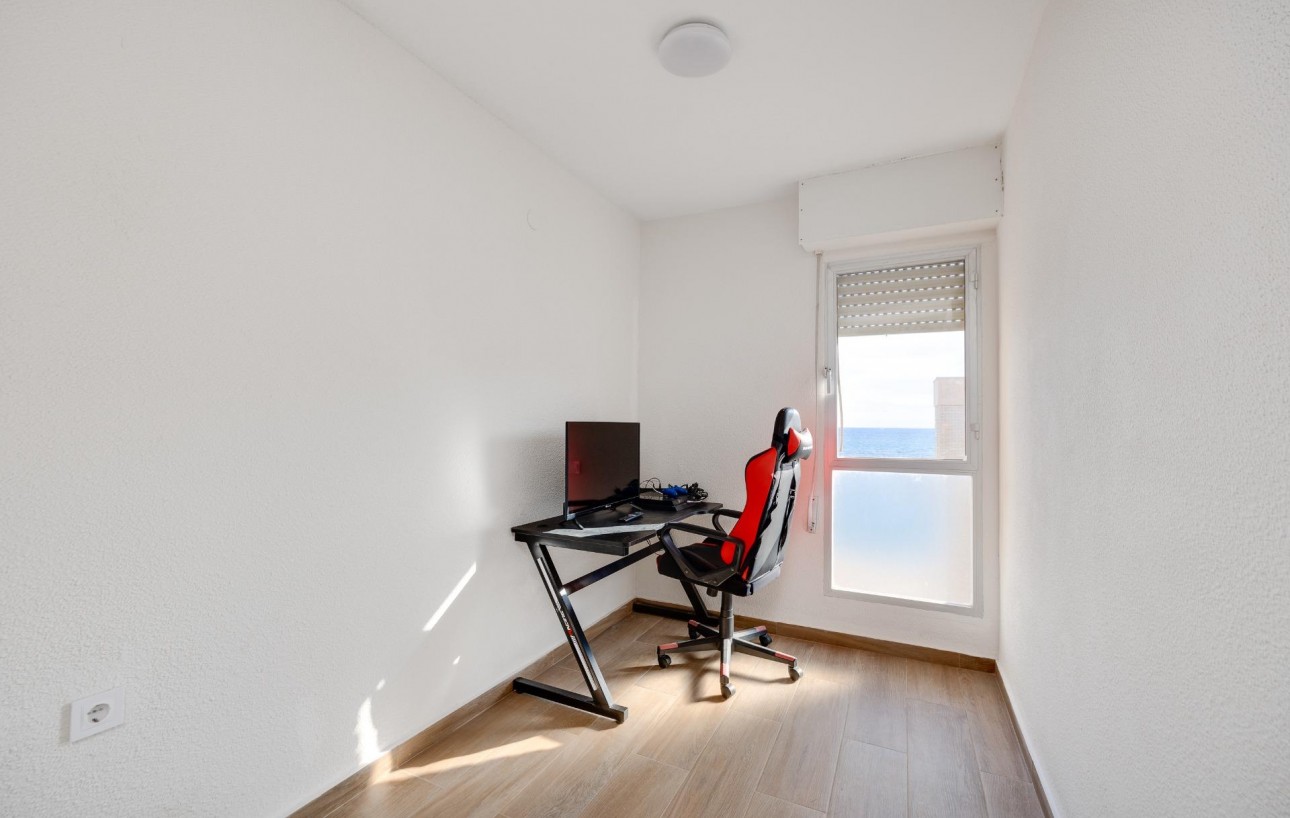 Resale - Lägenhet - Torrevieja - Centro