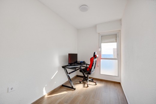 Resale - Lägenhet - Torrevieja - Centro