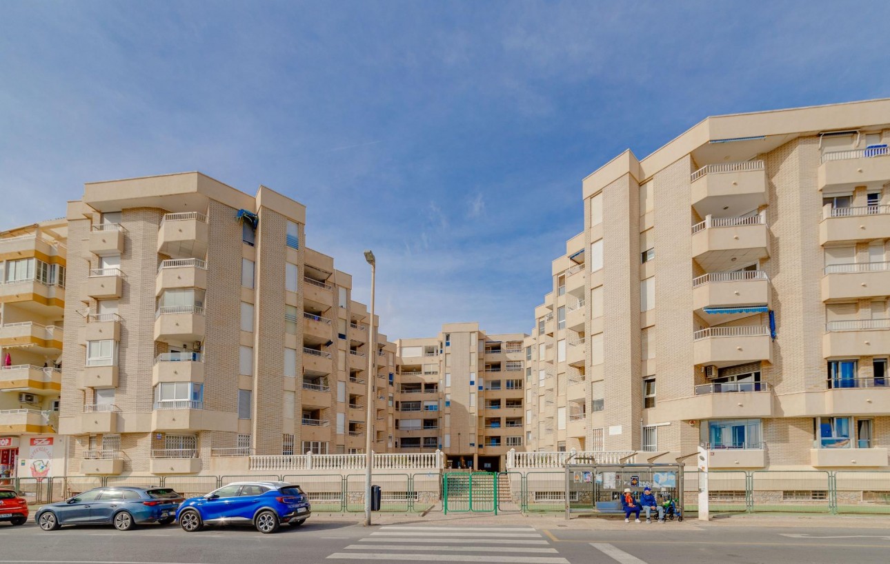 Resale - Lägenhet - Torrevieja - Centro