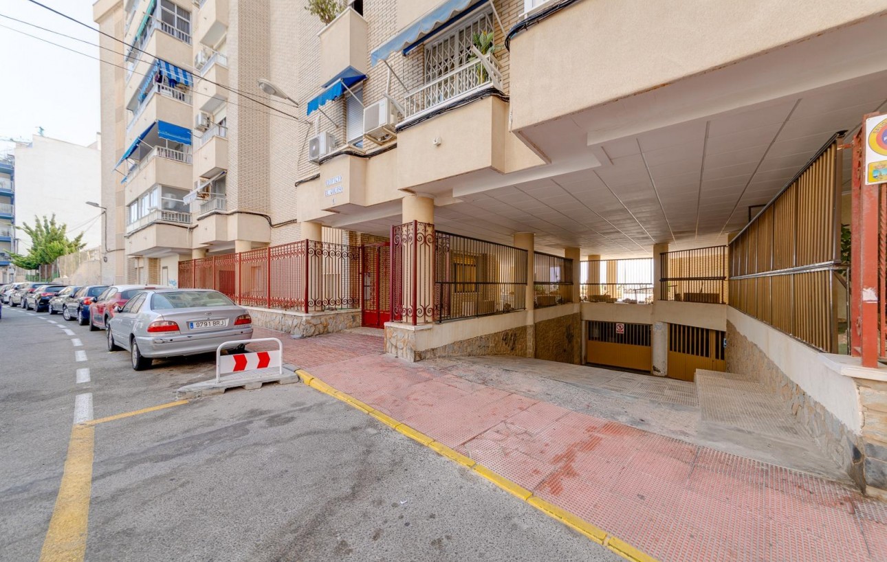 Resale - Lägenhet - Torrevieja - Centro