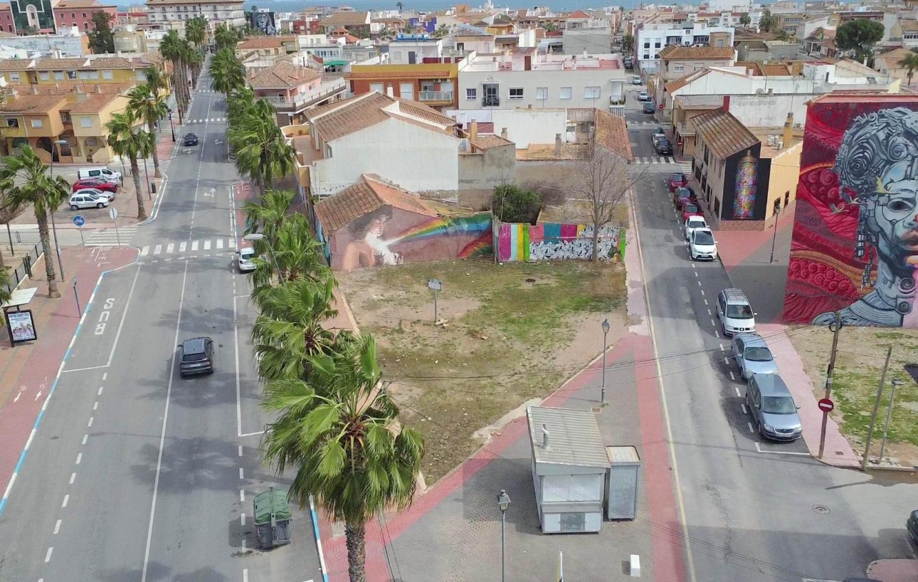 Resale - Solar - Los Alcázares - Centro