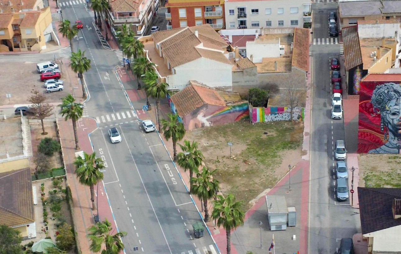 Resale - Solar - Los Alcázares - Centro