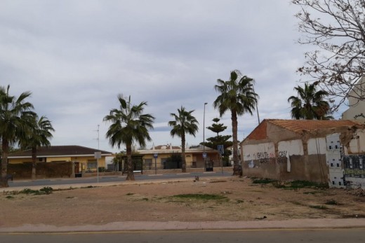 Resale - Solar - Los Alcázares - Centro