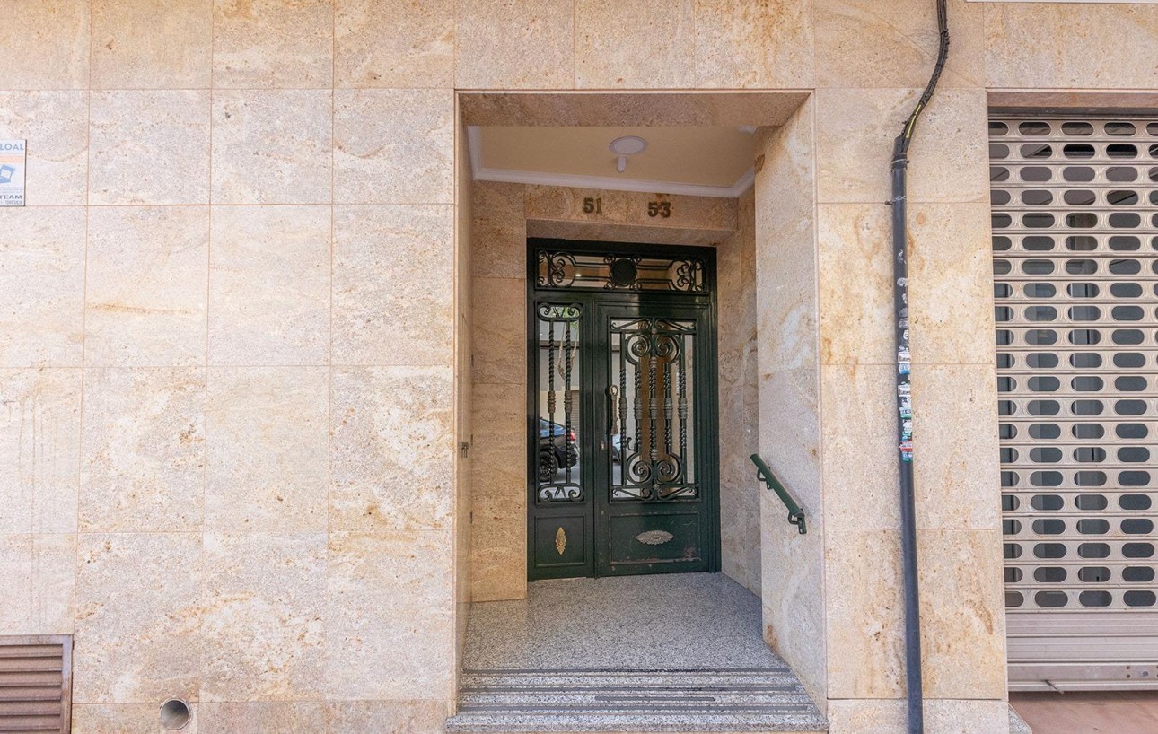 Resale - Lägenhet - Torrevieja - Parque de las Naciones