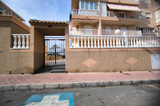 Resale - Lägenhet - Torrevieja - Punta prima