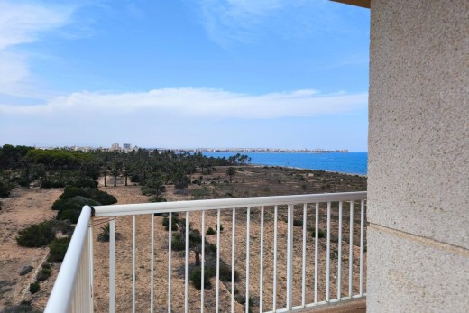 Resale - Lägenhet - Torrevieja - Punta prima