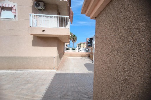 Resale - Lägenhet - Torrevieja - Punta prima