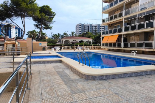 Resale - Lägenhet - Torrevieja - Punta prima