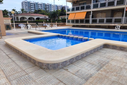 Resale - Lägenhet - Torrevieja - Punta prima