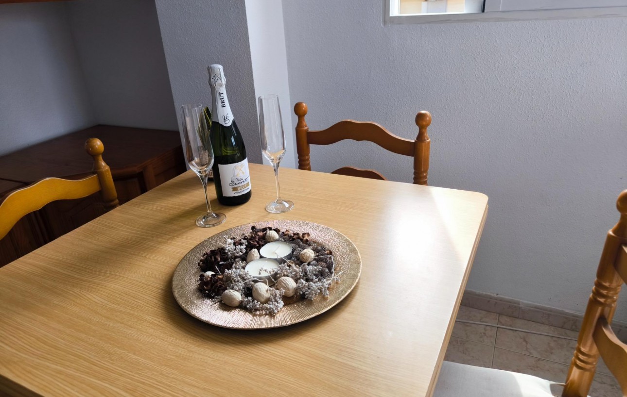 Resale - Lägenhet - Torrevieja - Punta prima