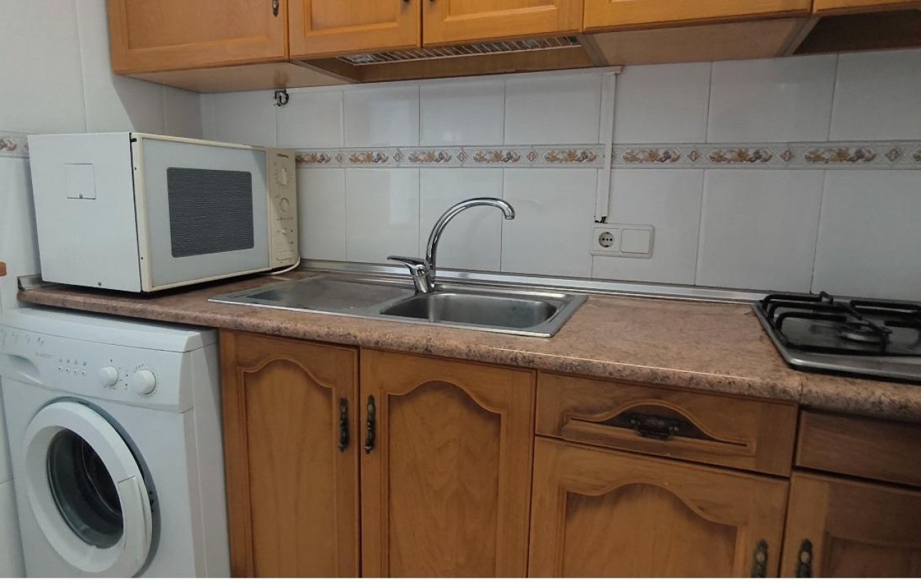 Resale - Lägenhet - Torrevieja - Punta prima