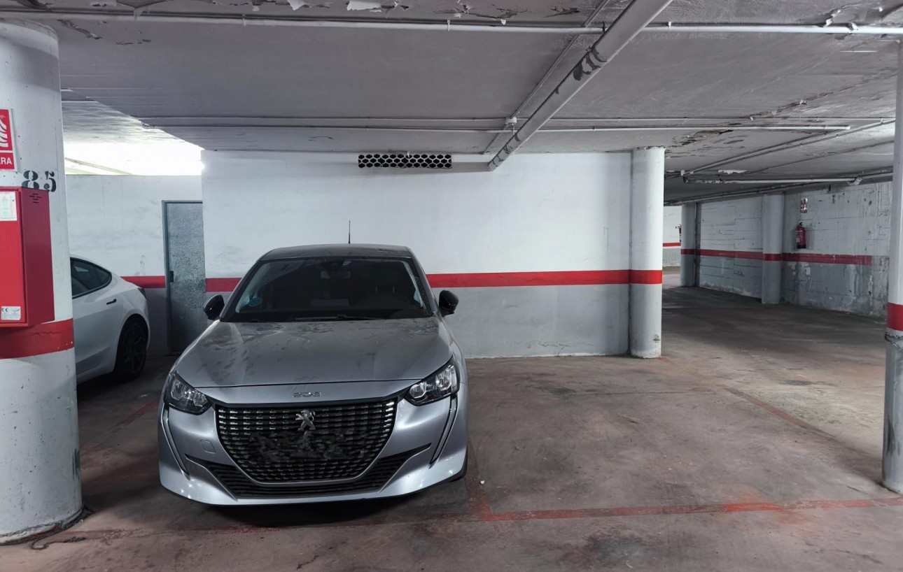 Resale - Lägenhet - Torrevieja - Punta prima