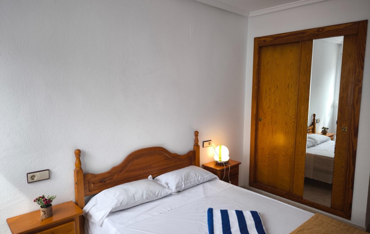 Resale - Lägenhet - Torrevieja - Punta prima