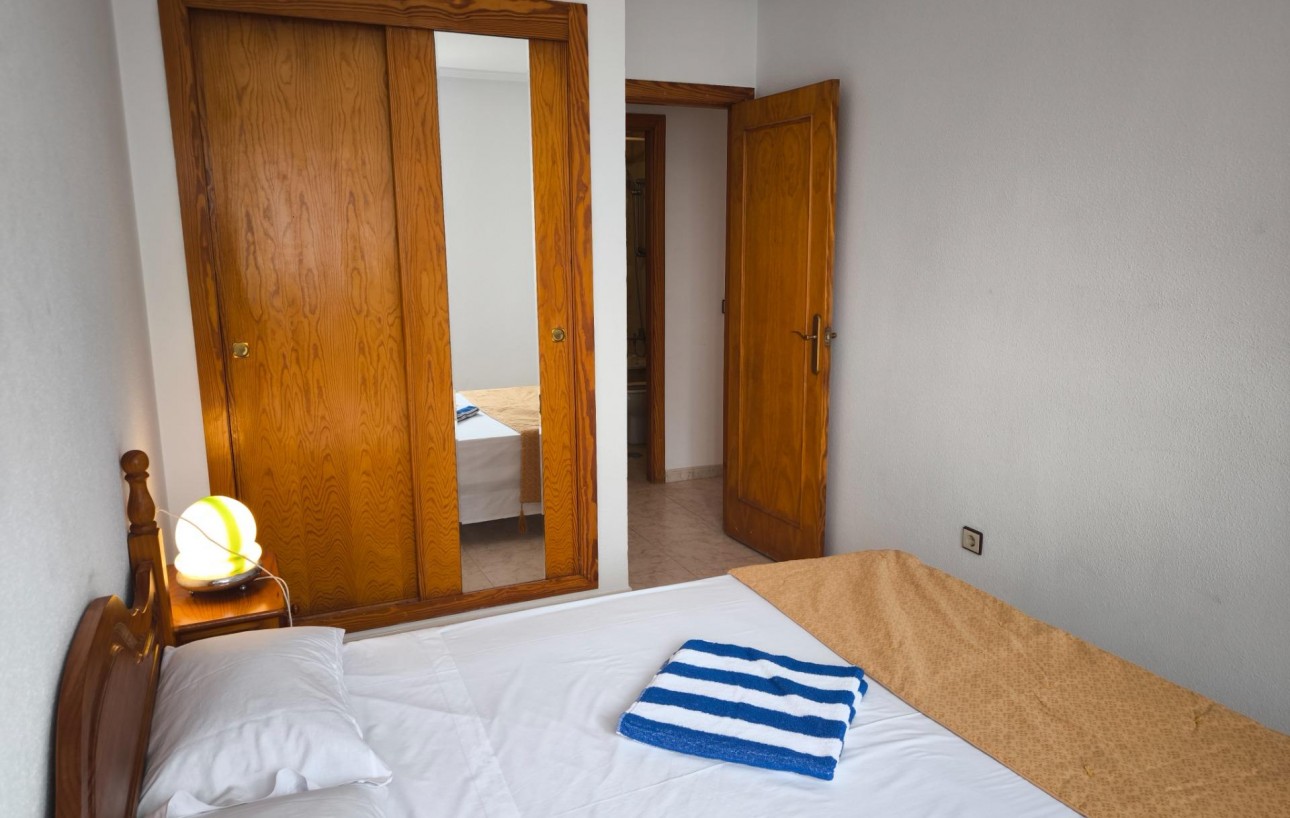 Resale - Lägenhet - Torrevieja - Punta prima