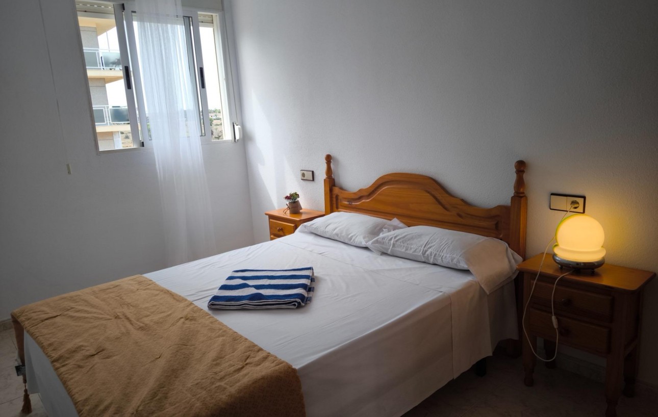 Resale - Lägenhet - Torrevieja - Punta prima