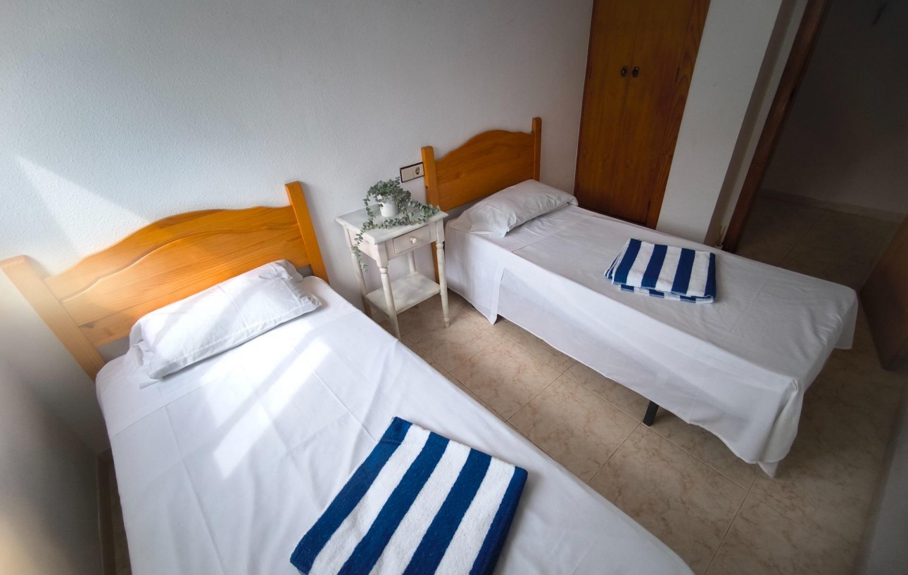 Resale - Lägenhet - Torrevieja - Punta prima