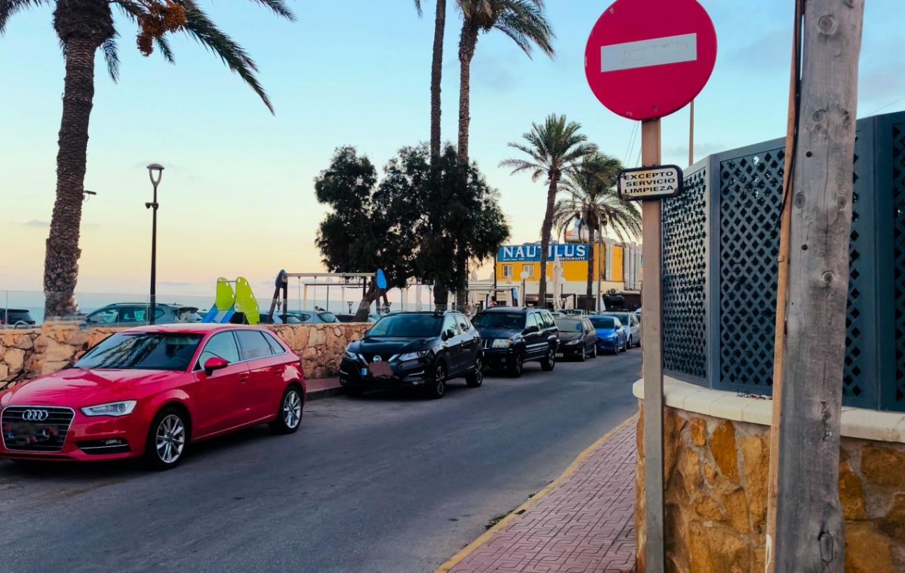 Resale - Lägenhet - Torrevieja - Punta prima